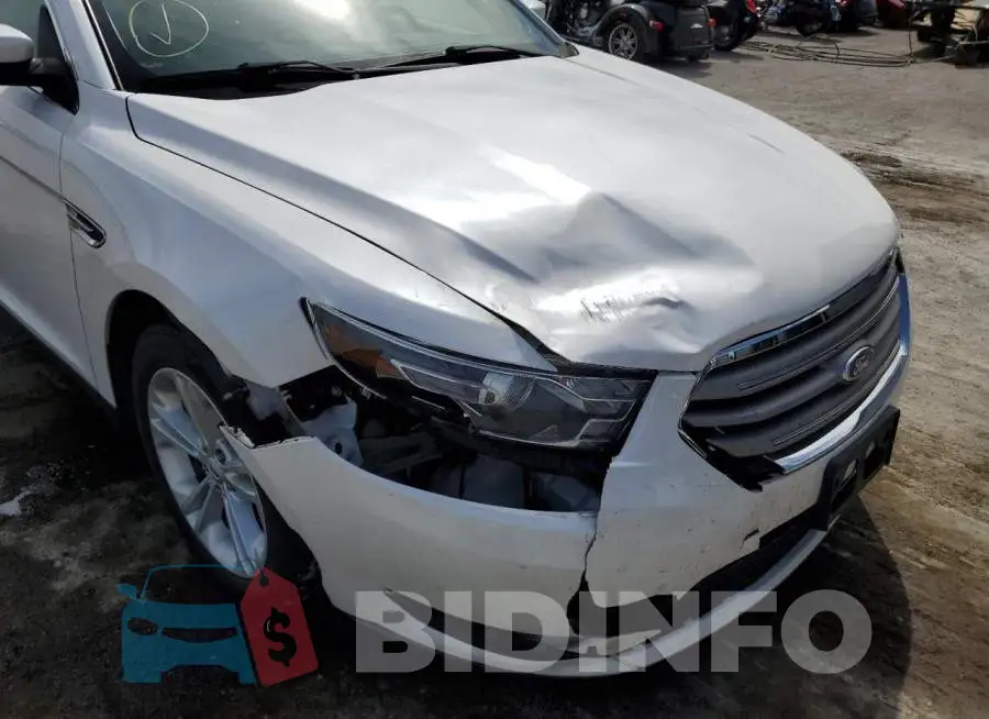 1FAHP2E84FG181215 Photo# 9