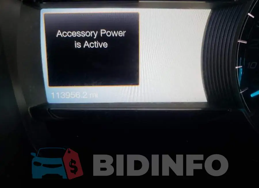 1FAHP2F81FG104722 Photo# 8