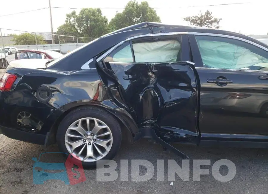 1FAHP2F81FG104820 Photo# 9