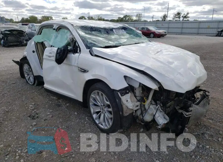 1FAHP2F82FG155002 Photo# 1