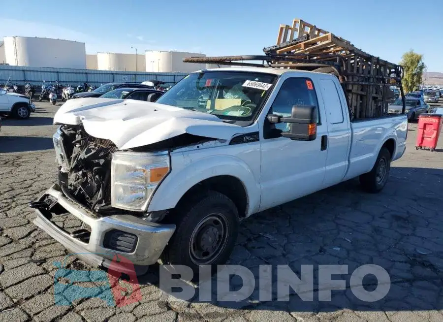 1FT7X2A65DEA50667 Photo# 2