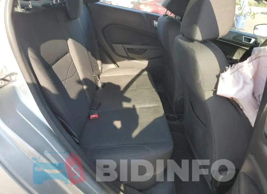 3FADP4EJ3FM107867 Photo# 6