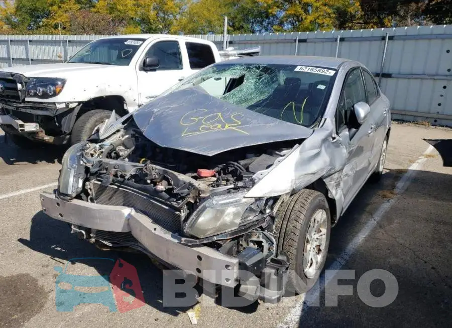 19XFB2F50EE047370 Photo# 2