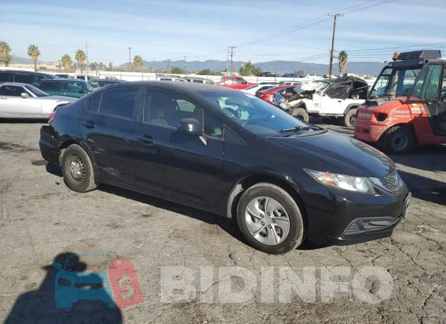 19XFB2F53DE213587 Photo# 4