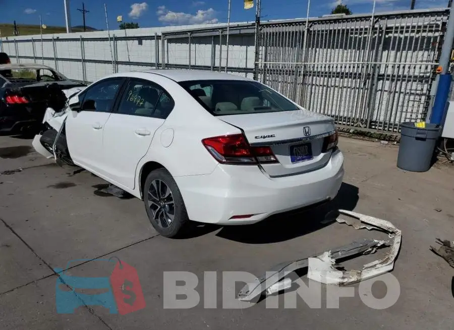 19XFB2F82DE037593 Photo# 3