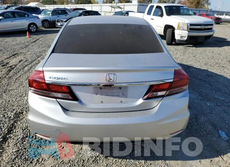 19XFB2F87DE227194 Photo# 6