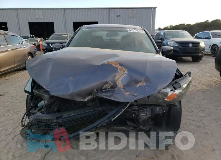 1HGCR2F53FA267963 Photo# 5