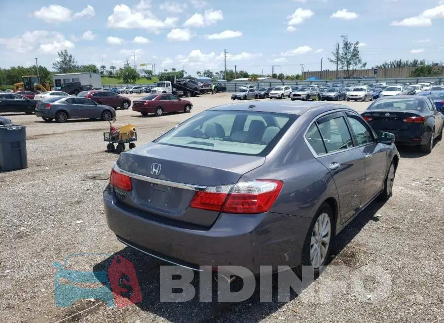 1HGCR2F89FA119195 Photo# 4