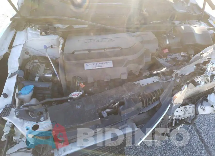 1HGCR3F85EA022337 Photo# 7