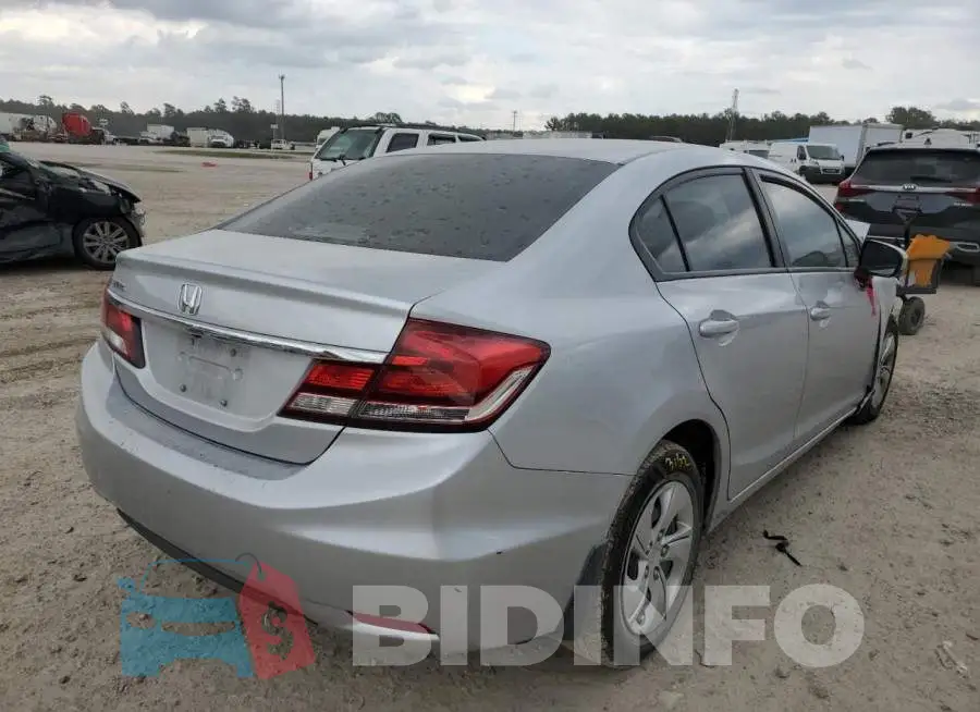 2HGFB2F51FH566824 Photo# 4