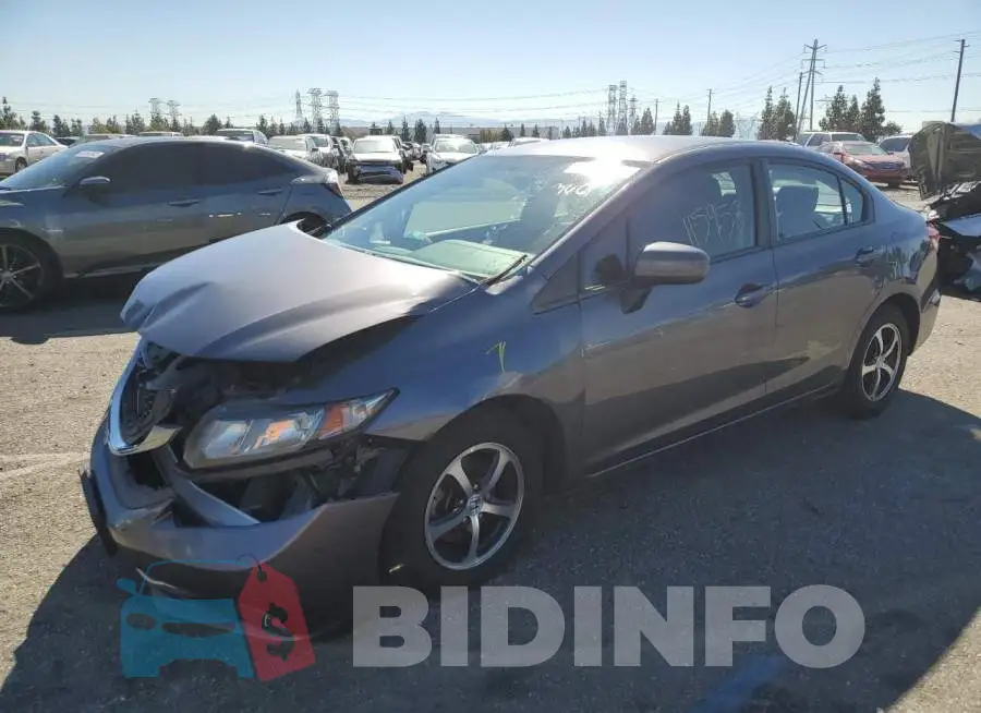 2HGFB2F72FH540783 Photo# 2