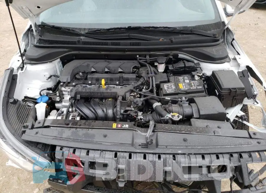 3KPC24A68NE180327 Photo# 7