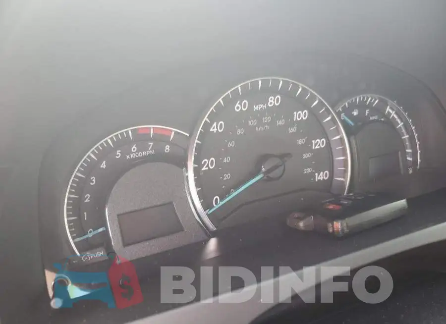 4T4BF1FK5DR327631 Photo# 8
