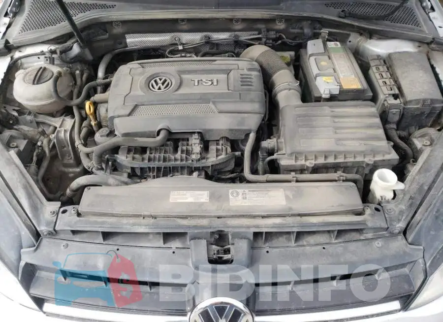 3VW017AU8HM503336 Photo# 7