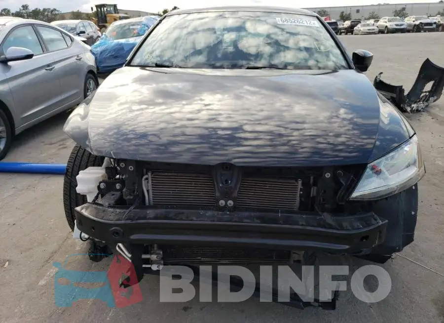 3VW167AJ4HM288288 Photo# 5