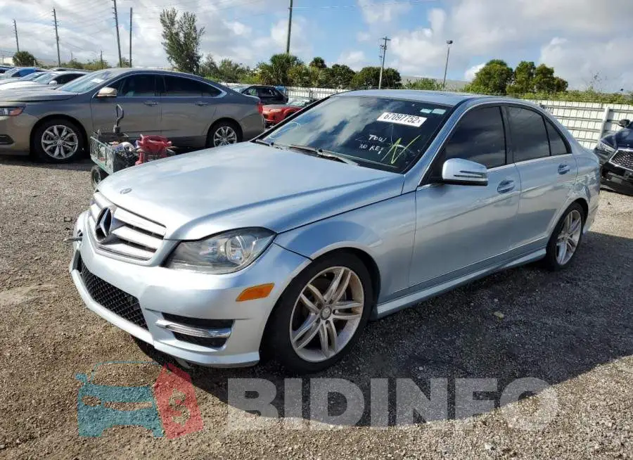 WDDGF4HB2DR270963 Photo# 2