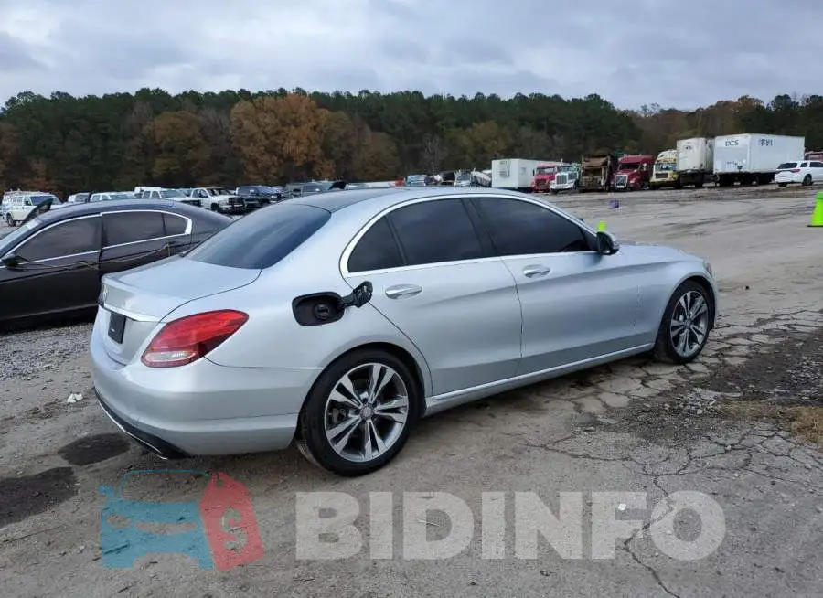 WDDWF4JB7GR156614 Photo# 3