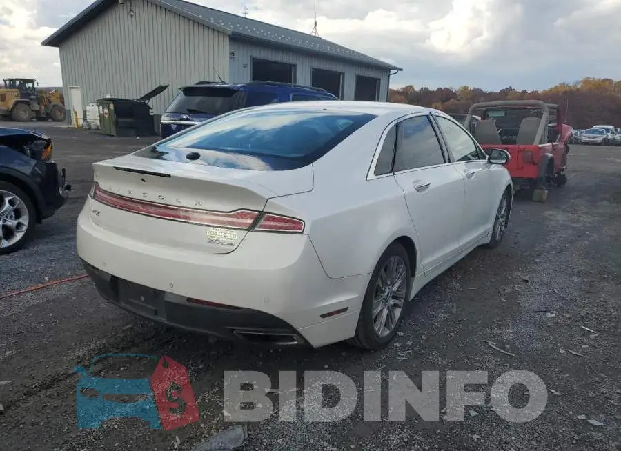 3LN6L2G90DR818637 Photo# 4