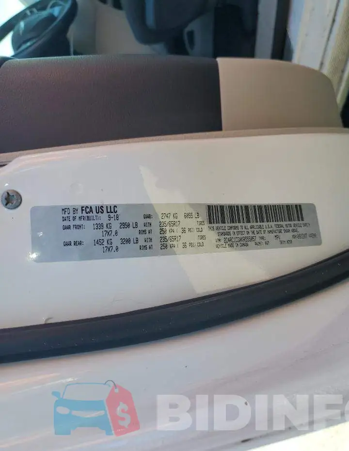 2C4RC1CGXKR555057 Photo# 10