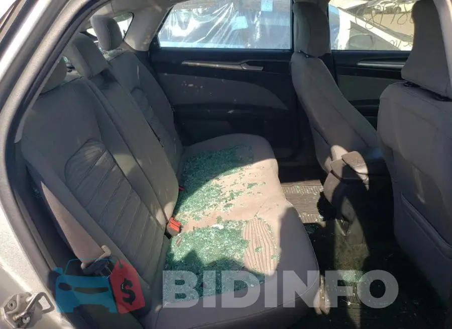 3FA6P0G70GR103377 Photo# 6