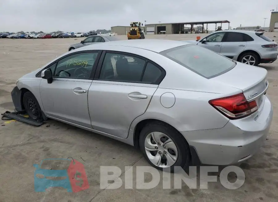 2HGFB2F58DH558961 Photo# 2