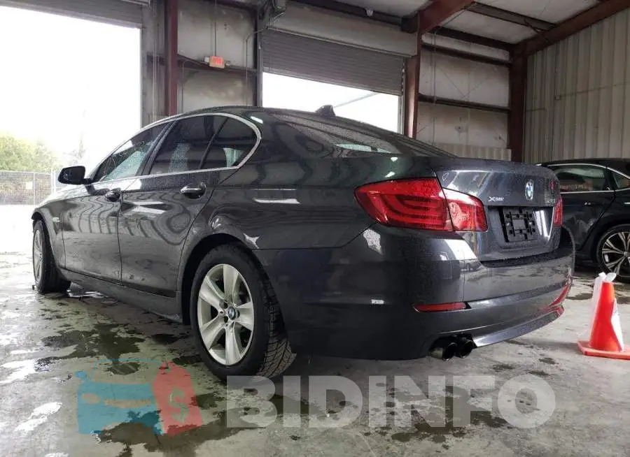 WBAXH5C54DDW14816 Photo# 3