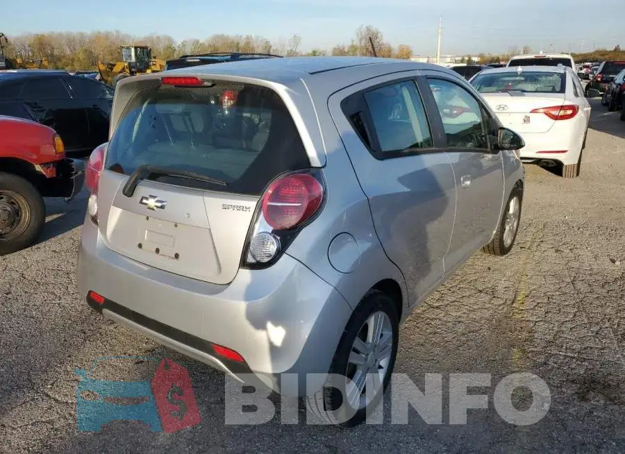 KL8CD6S93DC562553 Photo# 4