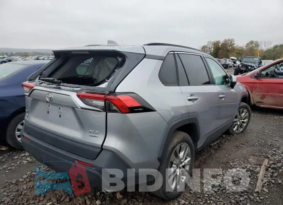 2T3A1RFV9MC179294 Photo# 4