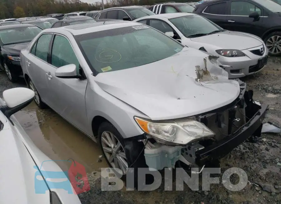 4T4BF1FK9DR281575 Photo# 1
