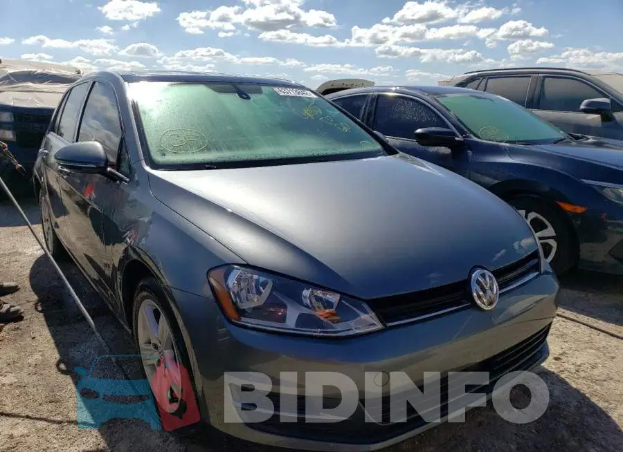 3VW217AU9HM074376 Photo# 1