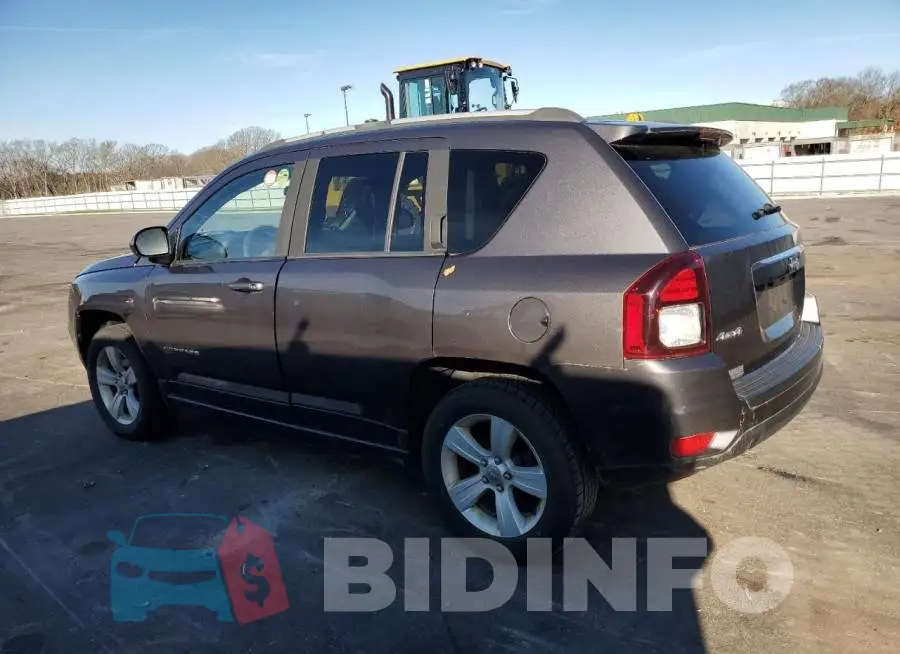 1C4NJDEB5FD216948 Photo# 2