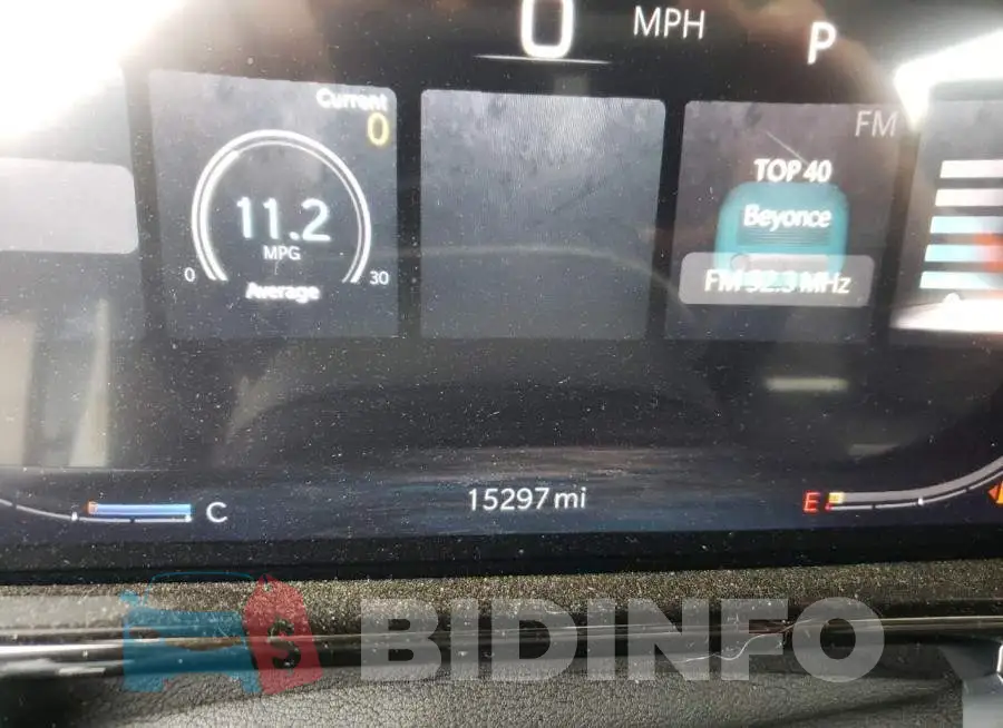 1C4SJVFJ0NS129838 Photo# 8