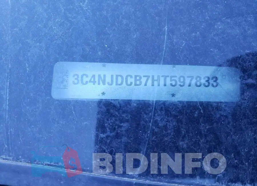 3C4NJDCB7HT597833 Photo# 10
