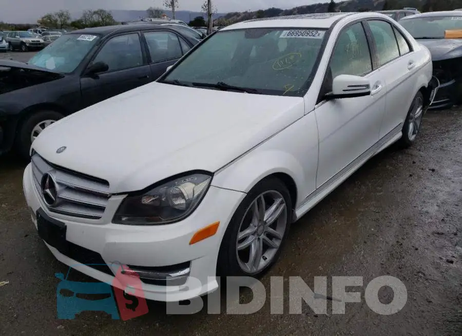 WDDGF4HB9DF974241 Photo# 2