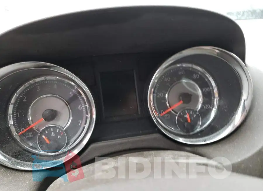 2C4RC1CG4GR151016 Photo# 8