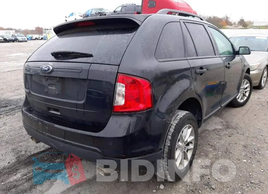 2FMDK3GC4DBC25552 Photo# 4