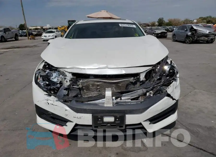 19XFC2F77HE017351 Photo# 7