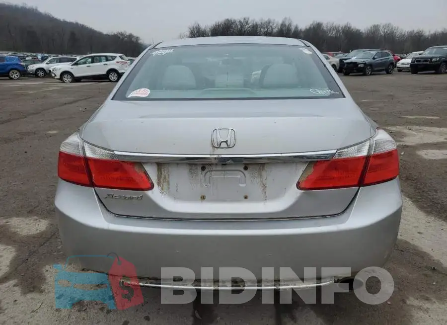 1HGCR2F30DA229389 Photo# 6
