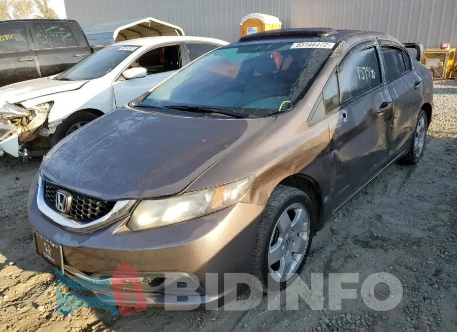 2HGFB2F59EH545525 Photo# 2
