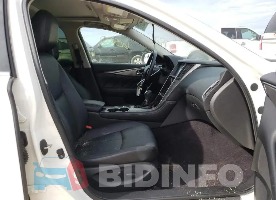 JN1BV7AP4FM330596 Photo# 5