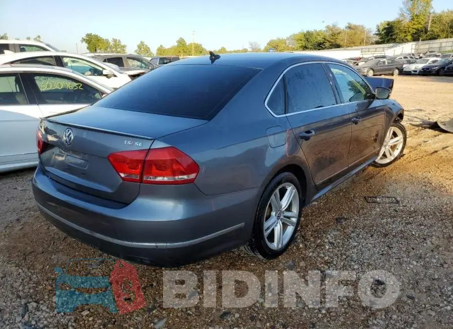 1VWBS7A30FC027014 Photo# 4