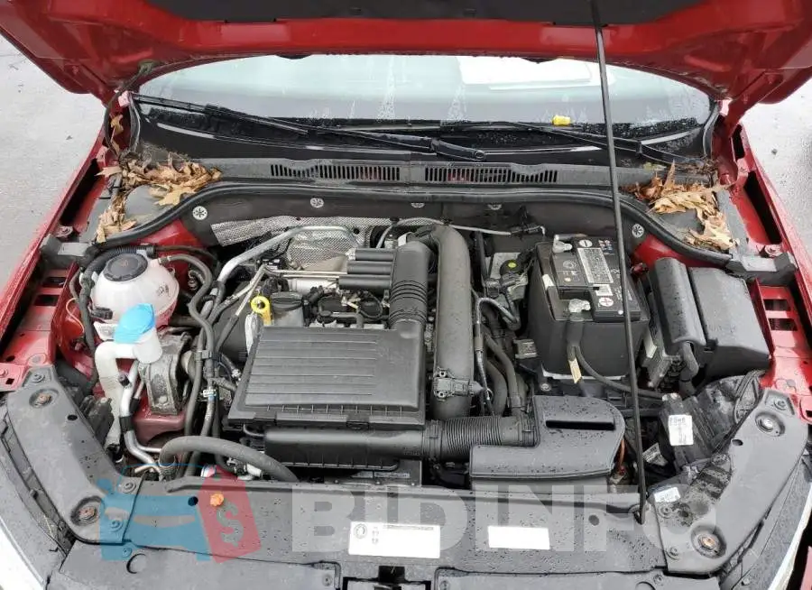 3VW2B7AJXJM203945 Photo# 7