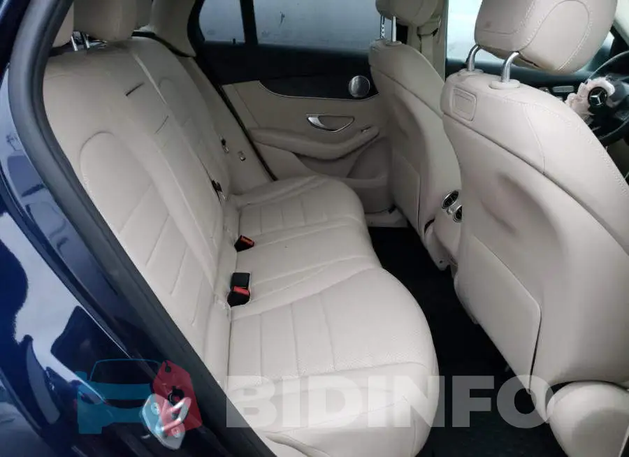 WDC0G4KB0JV094347 Photo# 11
