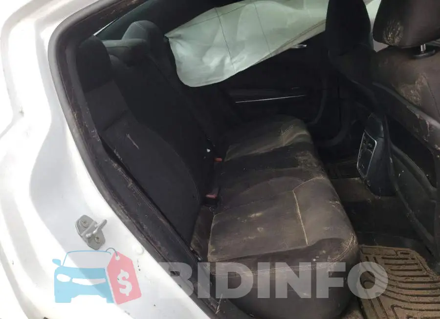 2C3CDXBG1FH740976 Photo# 10