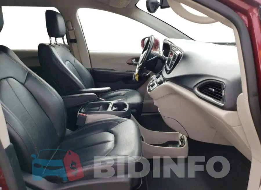 2C4RC1BGXKR625156 Photo# 5