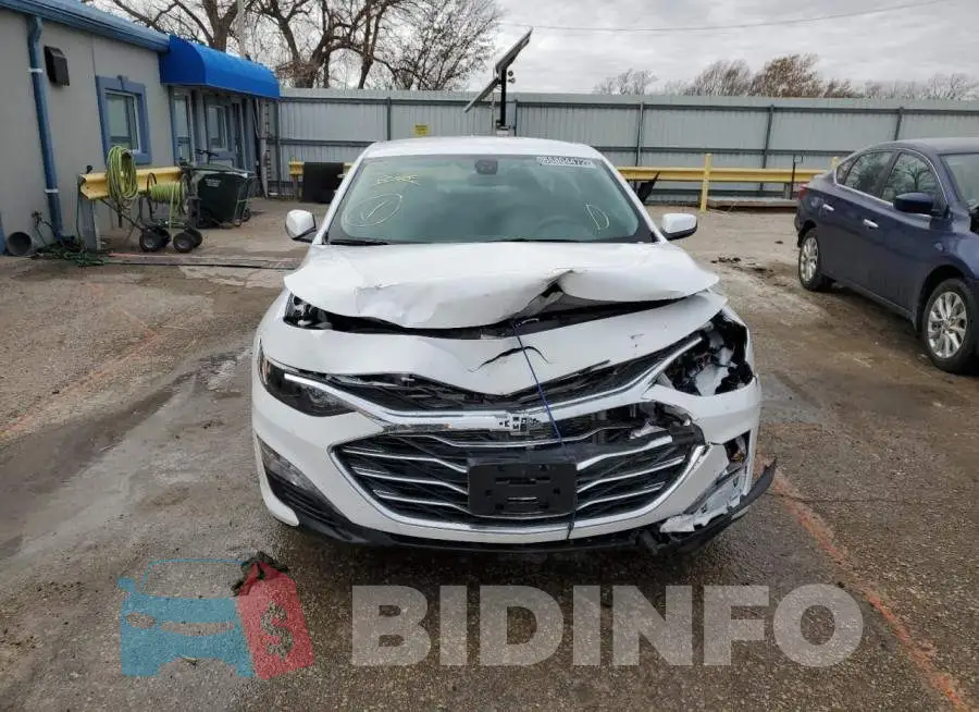 1G1ZD5ST4NF181732 Photo# 5