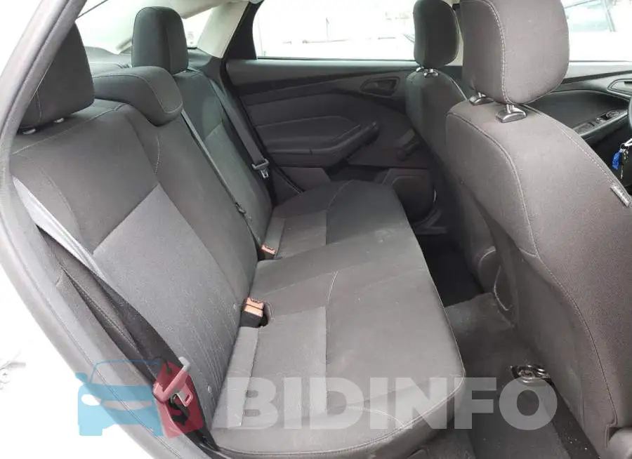 1FADP3E20FL386036 Photo# 6