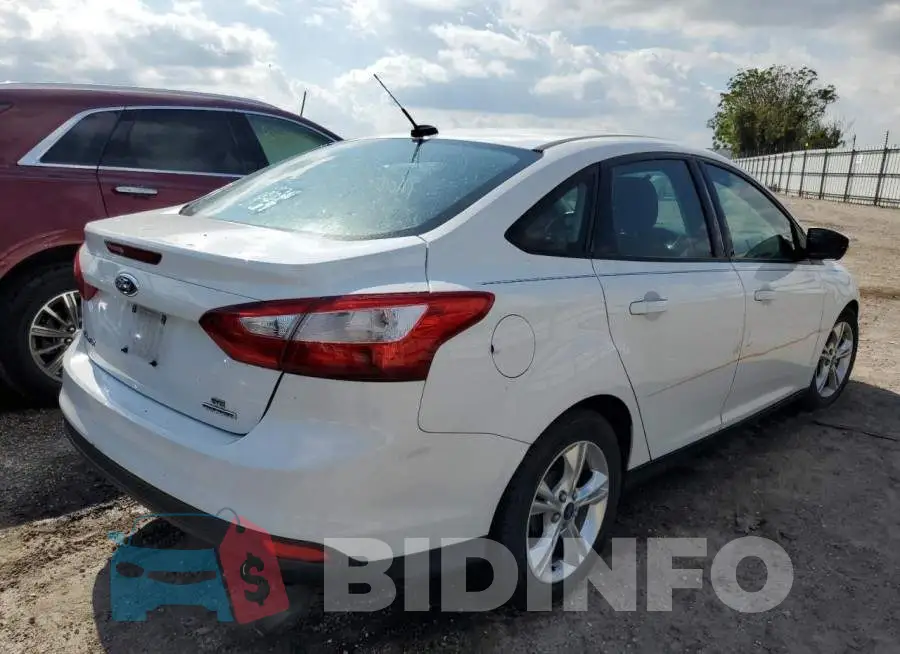 1FADP3F24EL268858 Photo# 4