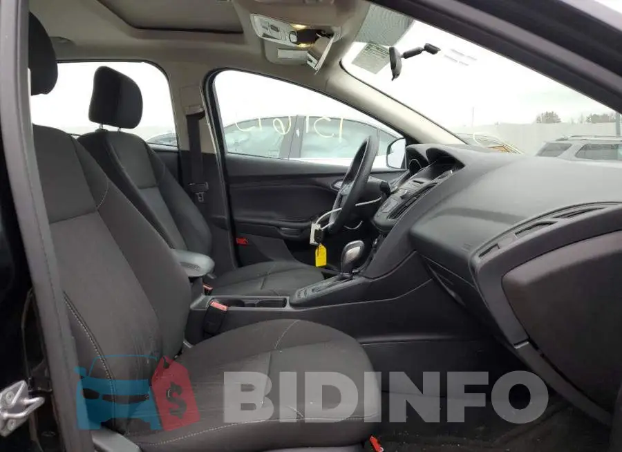 1FADP3F24GL323487 Photo# 5