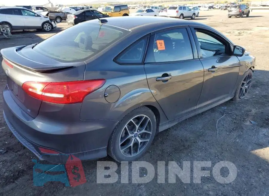 1FADP3F2XGL374461 Photo# 4